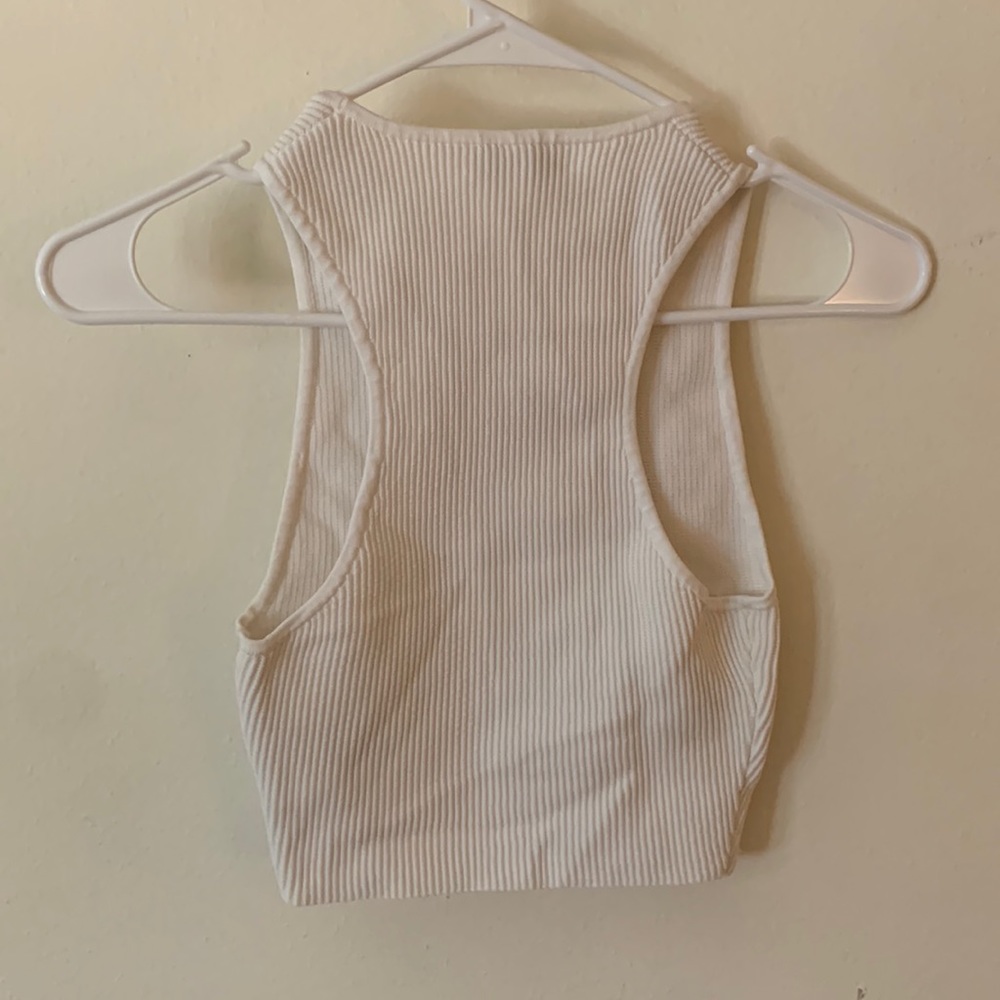 Aritzia Sculpt Knit Racer Cropped Tank XS White - Picture 3 of 4
